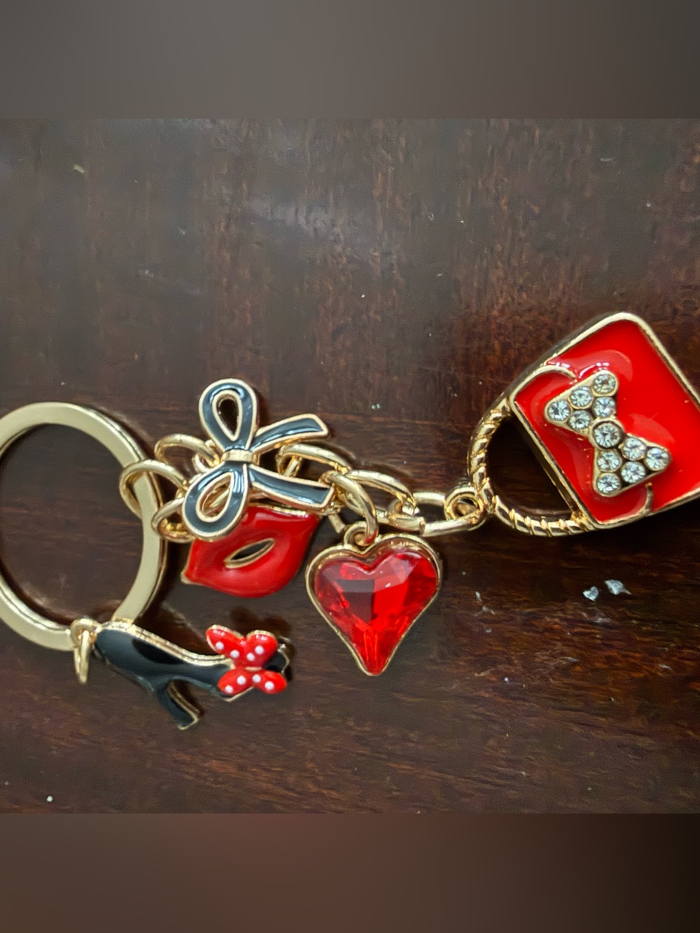 🌻Gold-Tone Red Enamel Charm Keychain with Heart & Purse bag charm